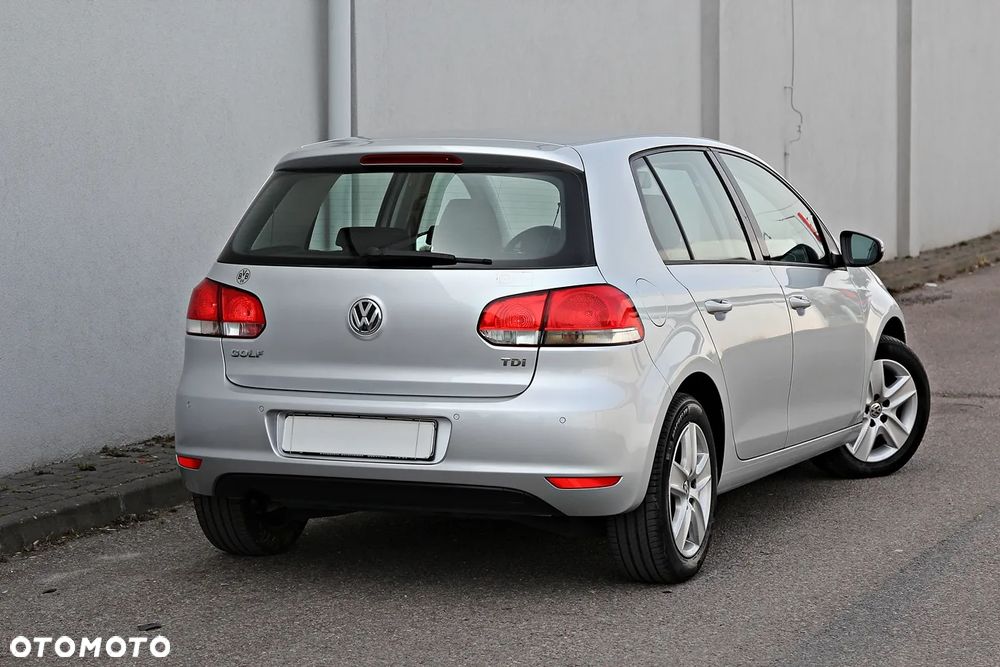 Volkswagen Golf 1.6 TDI DPF BlueMotion Technology Team - 3