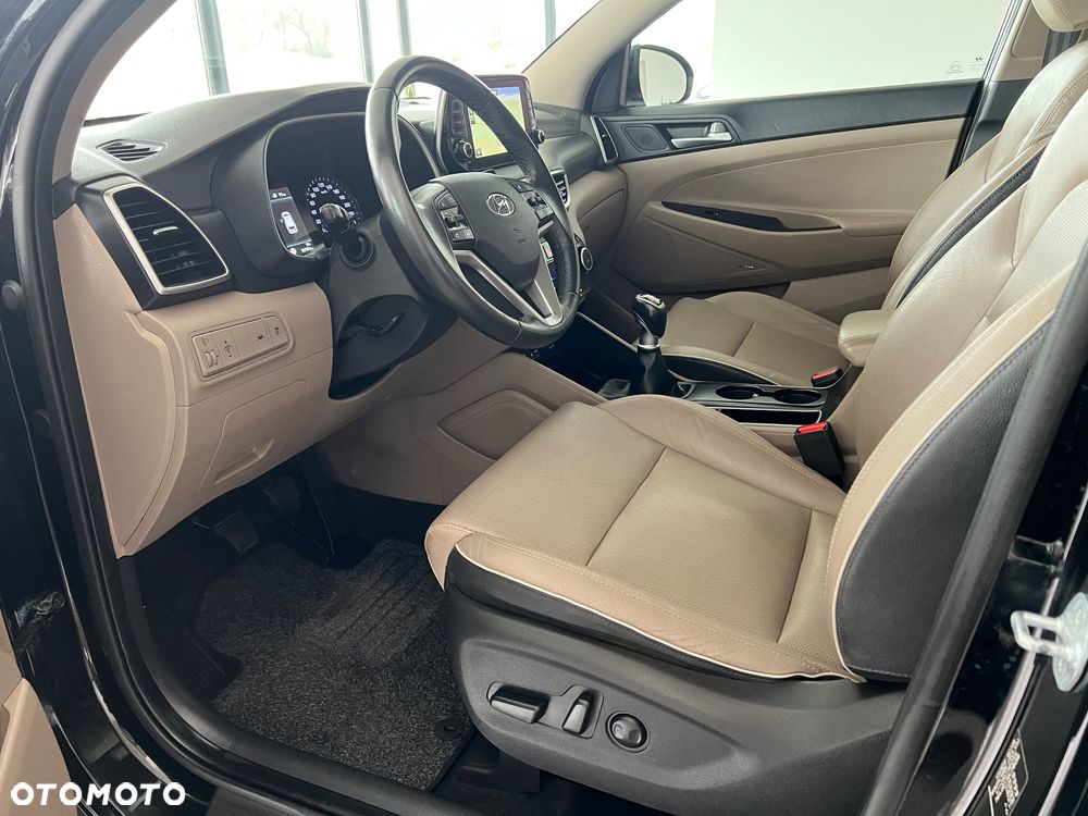 Hyundai Tucson - 10