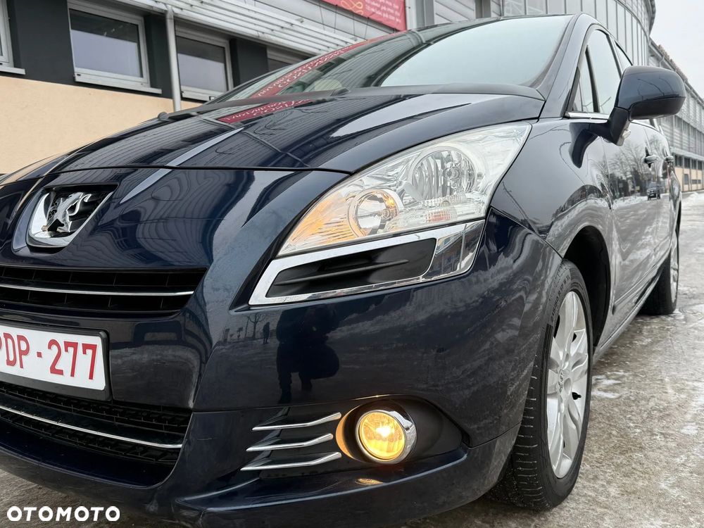 Peugeot 5008 - 11