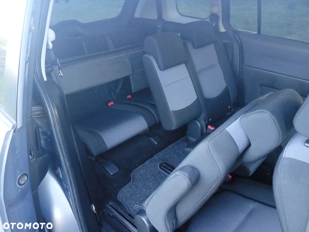 Mazda 5 2.0 CD DPF Exclusive - 19