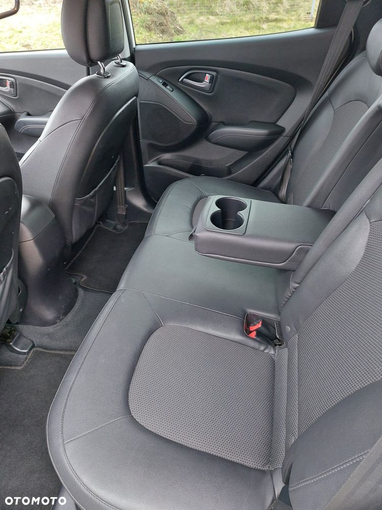 Hyundai ix35 2.0 CRDi 4WD Automatik Style - 9