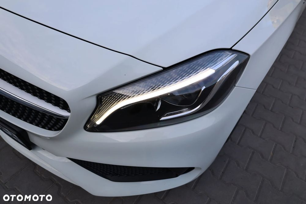 Mercedes-Benz Klasa A 180 (BlueEFFICIENCY) Style - 39
