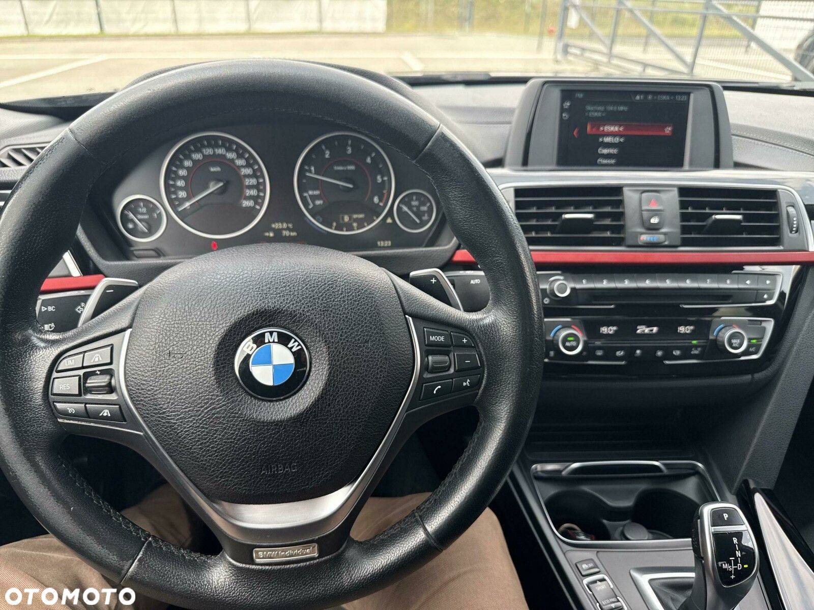 BMW Seria 3 320d Sport Line - 12
