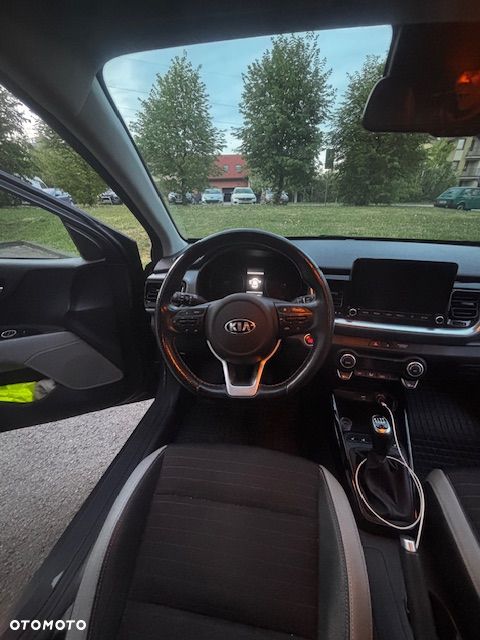 Kia Stonic 1.0 T-GDI L Business Line - 20