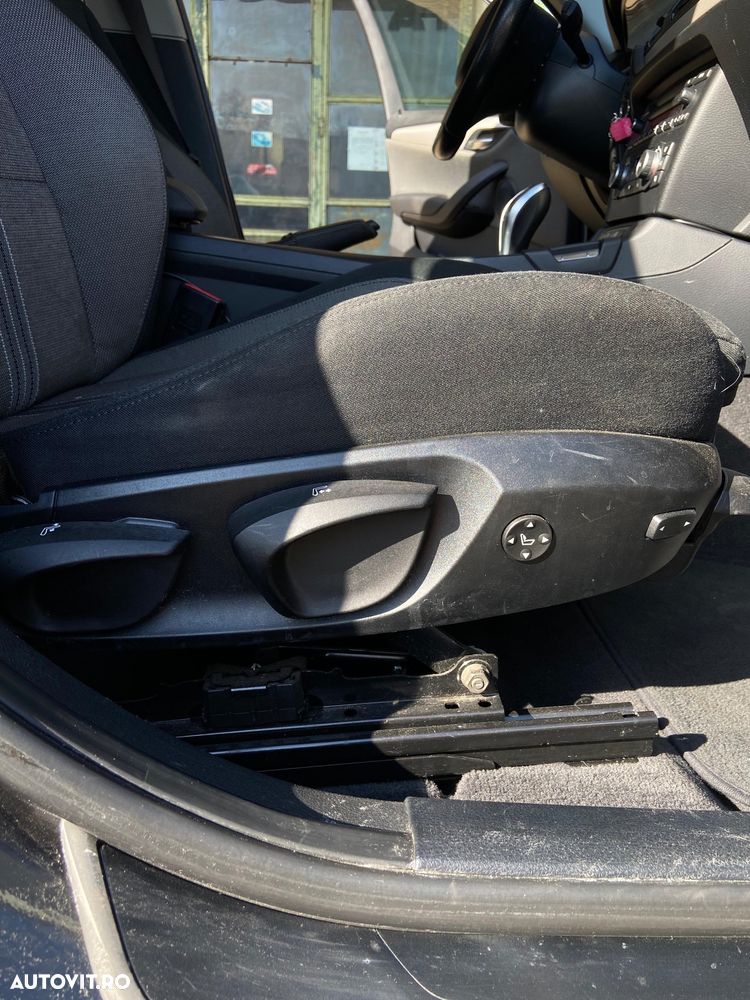 BMW X1 sDrive18d Aut. Advantage - 28