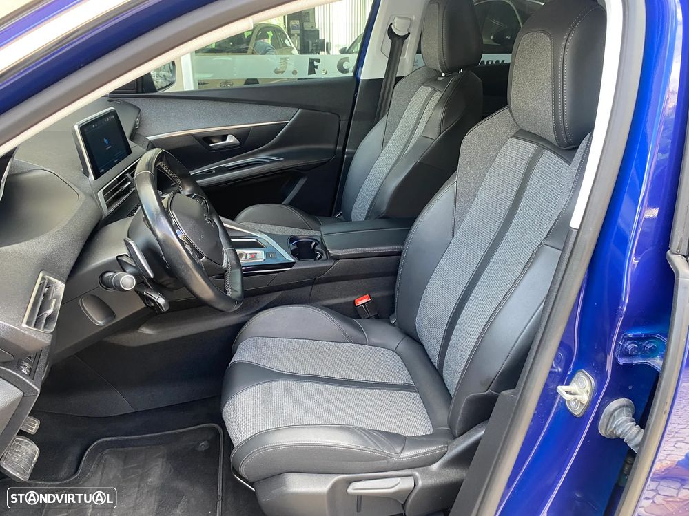 Peugeot 3008 PureTech 130 Stop & Start GPF EAT8 Allure - 41
