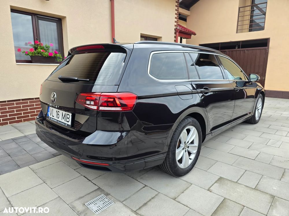 Volkswagen Passat 2.0 TDI SCR DSG Business - 4