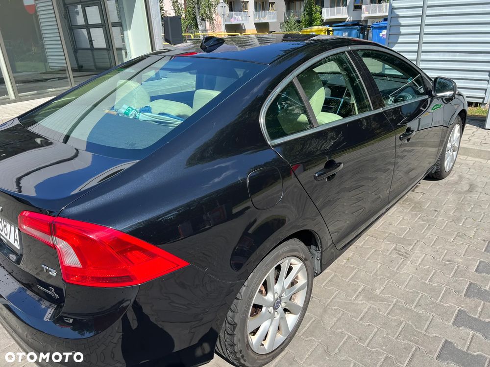 Volvo S60 2015 photo 5