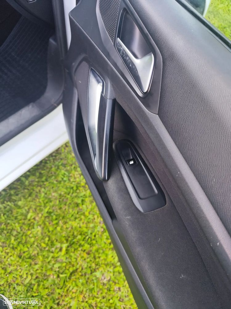 Peugeot 308 - 12