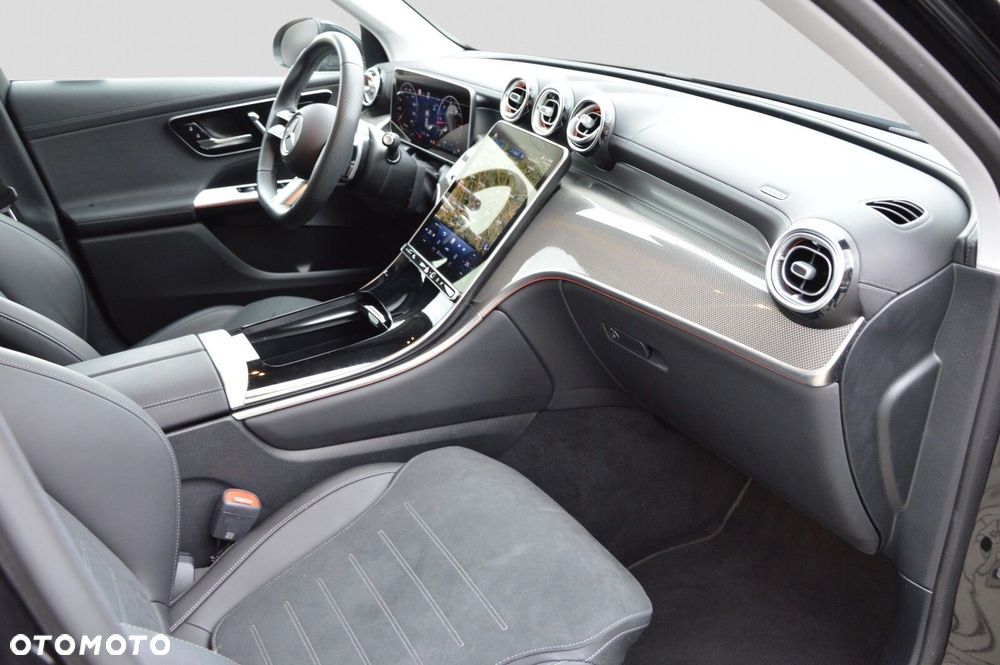 Mercedes-Benz GLC 220 d mHEV 4-Matic AMG Line - 23