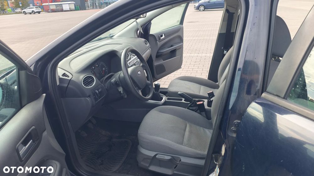 Ford Focus 1.6 Trend - 21