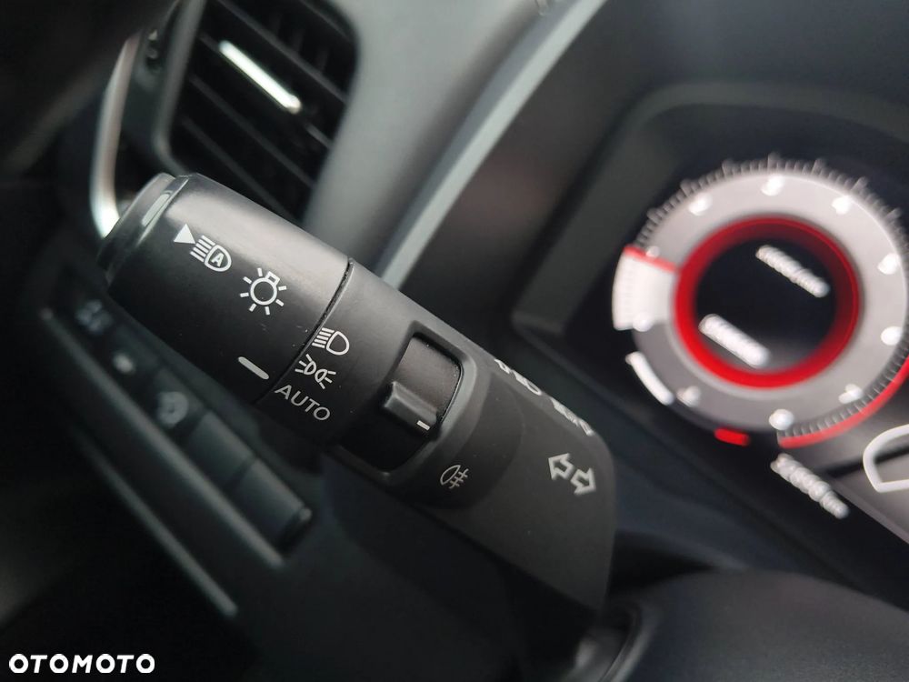 Nissan Qashqai 1.3 DIG-T N-CONNECTA - 9