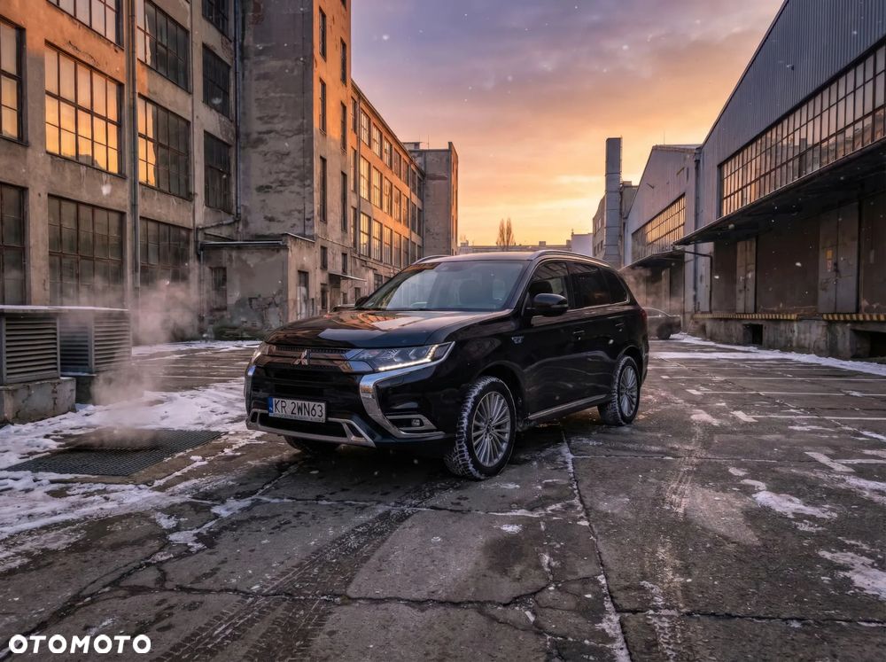 Mitsubishi Outlander Instyle - 1