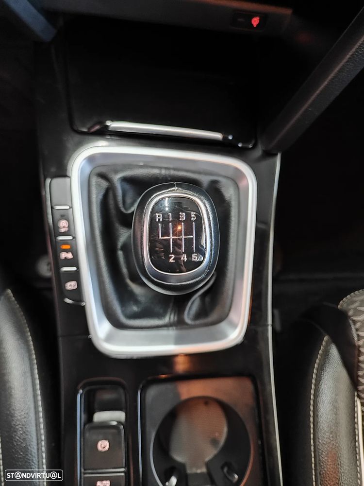 Kia Ceed 1.0 T-GDI TX+SRF - 30