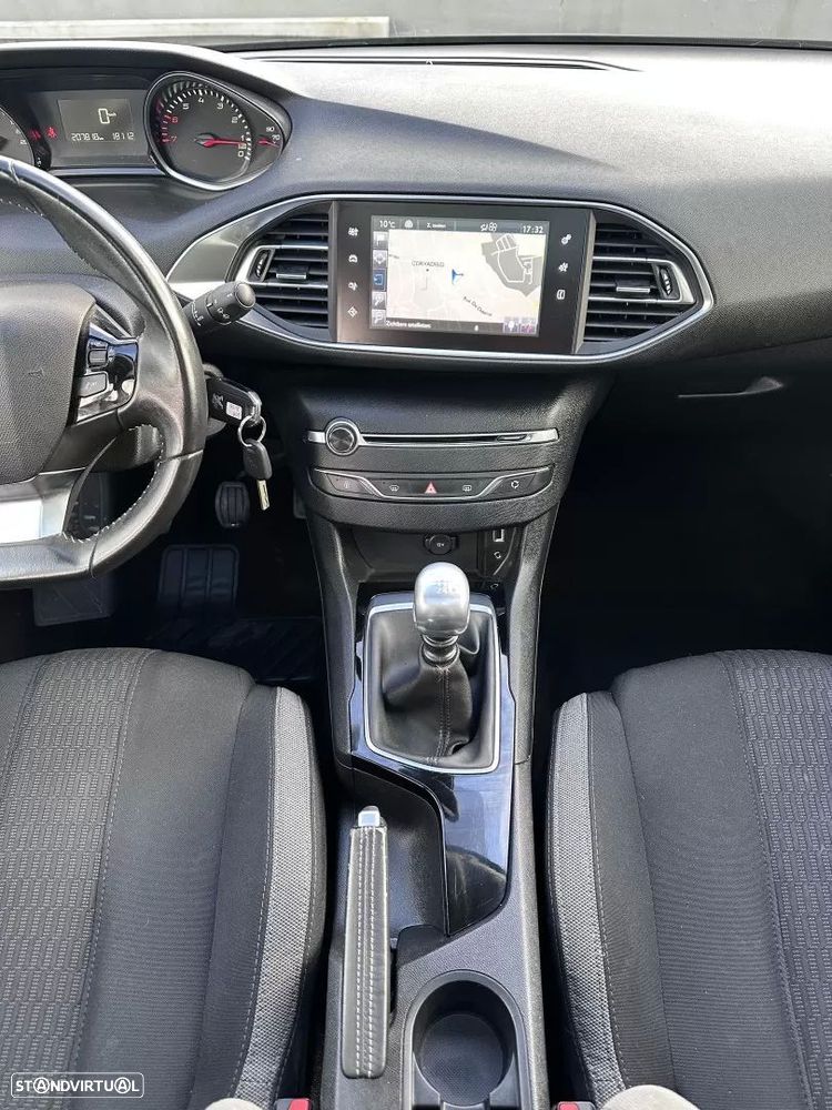 Peugeot 308 SW 1.2 PureTech Style - 42