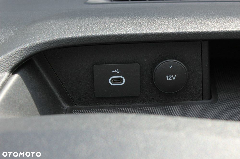 Ford Transit - 26