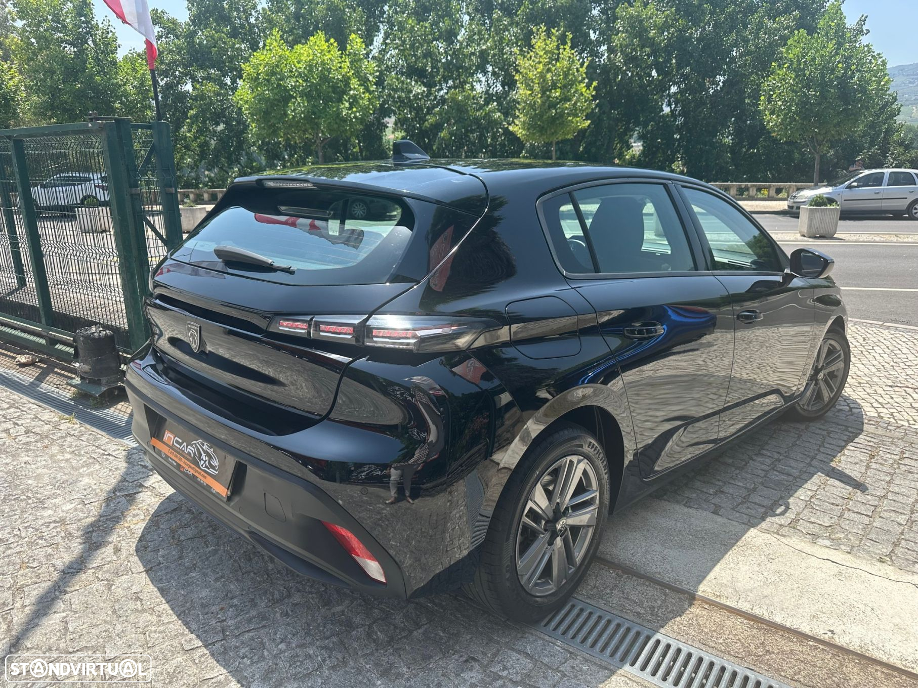 Peugeot 308 1.2 PureTech Allure Pack - 4