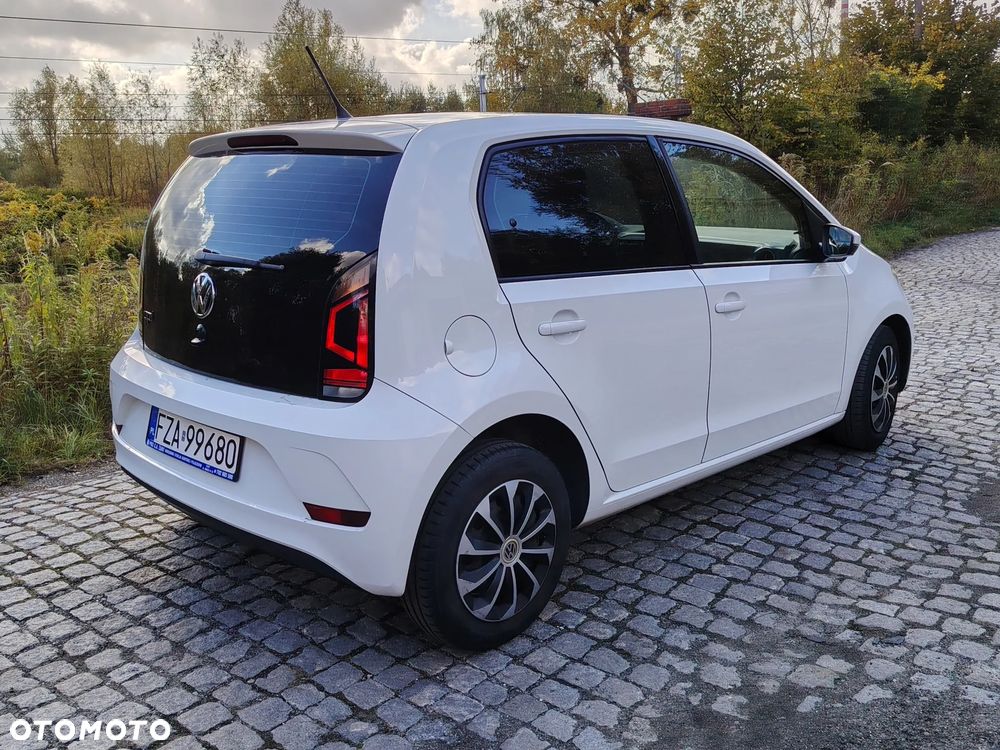 Volkswagen up! - 12