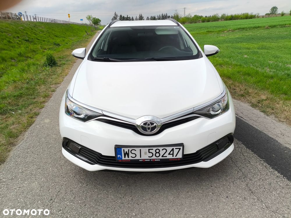 Toyota Auris 1.33 Dual-VVT-i Cool - 3