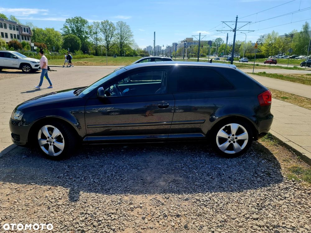 Audi A3 3-drzwiowe 1.8 TFSI Ambition - 3