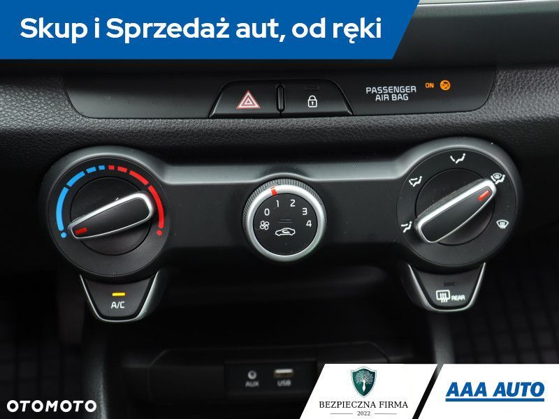 Kia Stonic - 15