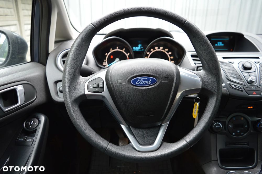 Ford Fiesta - 20