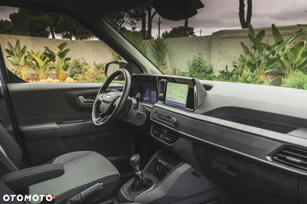 Ford Nowy Courier - 19