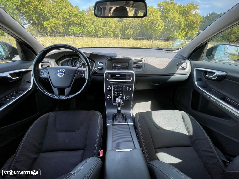 Volvo V60 DRIVe Geartronic Powershift Momentum - 9