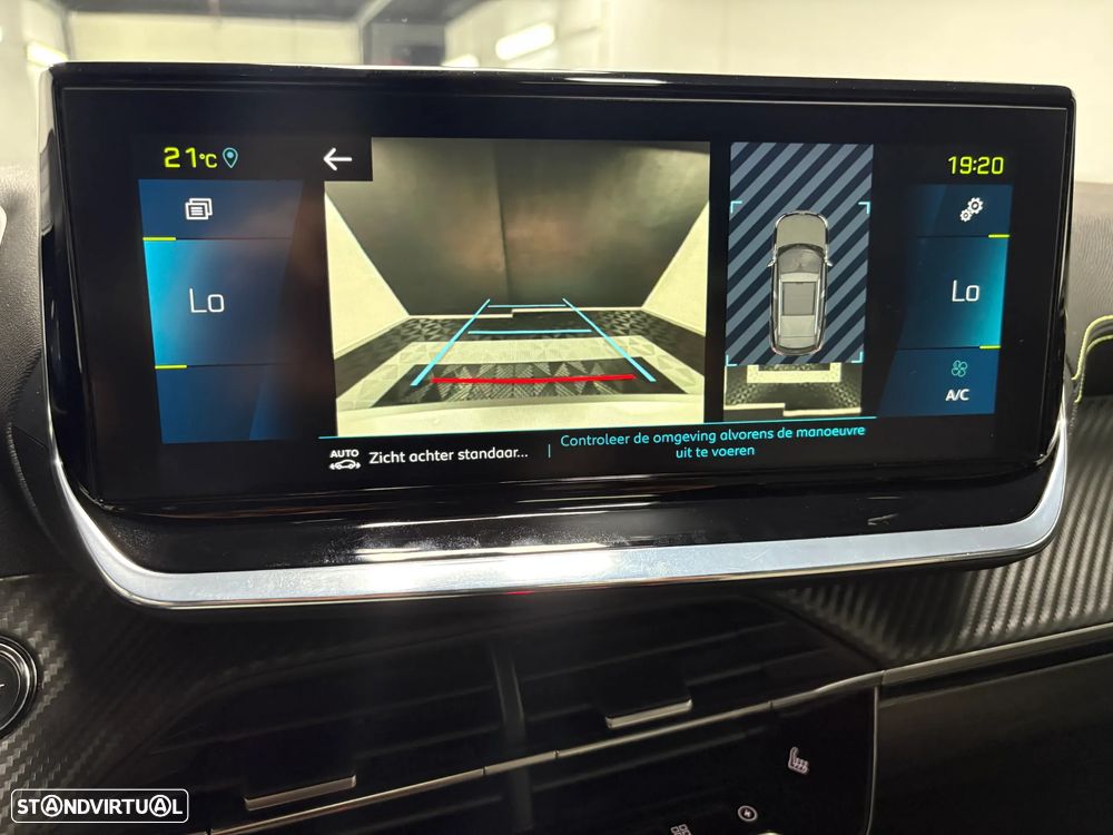 Peugeot e-2008 50 kWh GT - 11