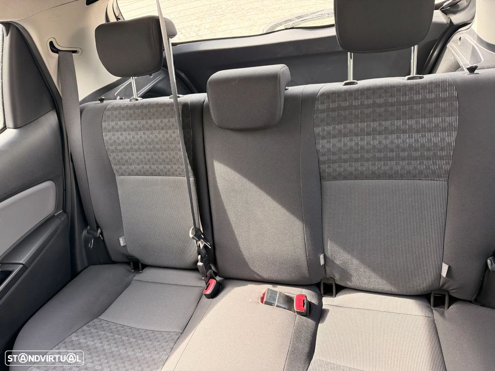Toyota Yaris 1.0 VVT-i Comfort+P.Style - 8