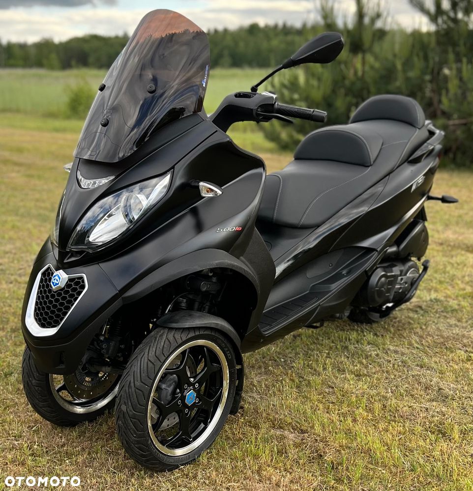 Piaggio MP-3 - 5