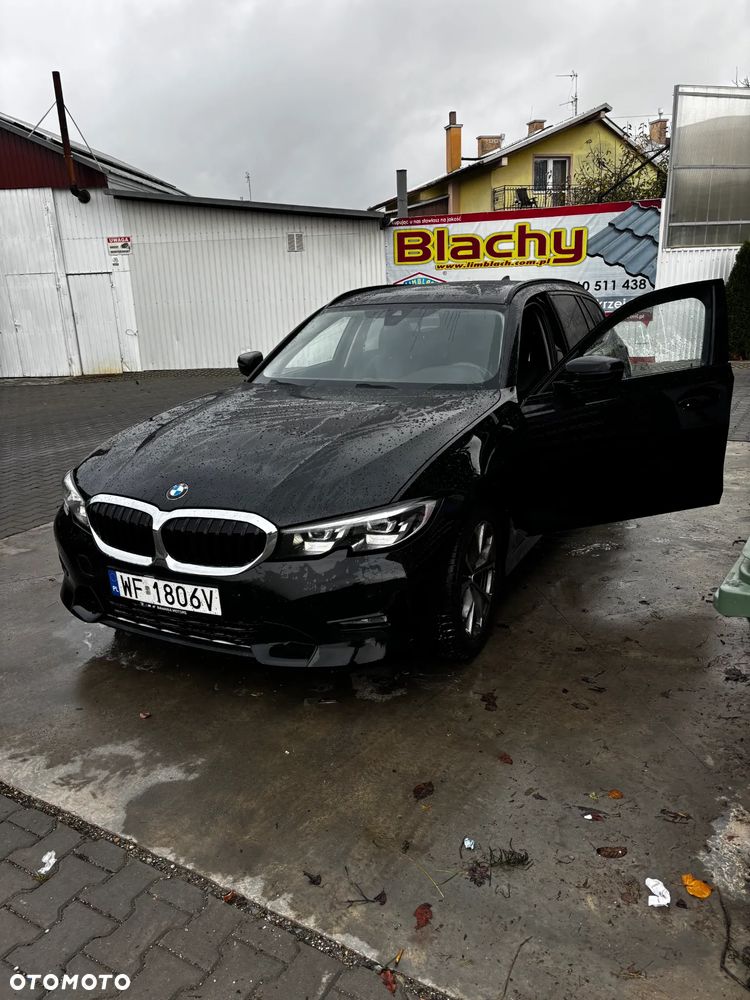 BMW 3 Series 2020 photo 2