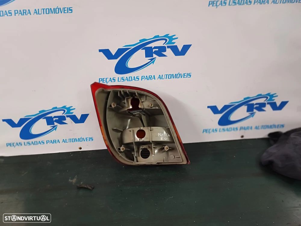 Farolim trás direito Ford Fiesta 1989/1996 - 2