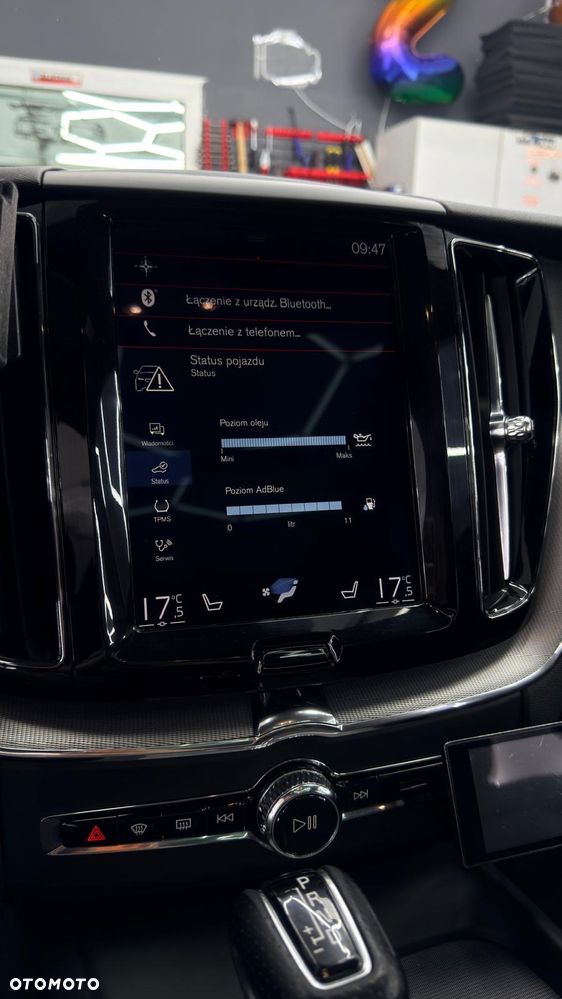 Volvo XC 60 D4 R-Design - 19