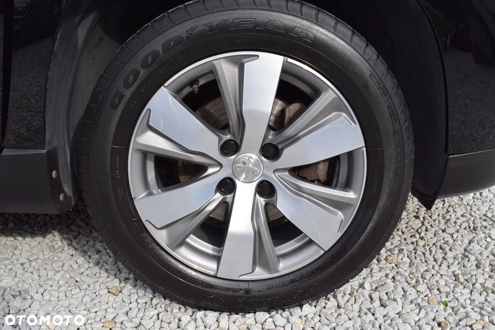 Peugeot 2008 PureTech 110 Stop&Start EAT6 Allure - 35