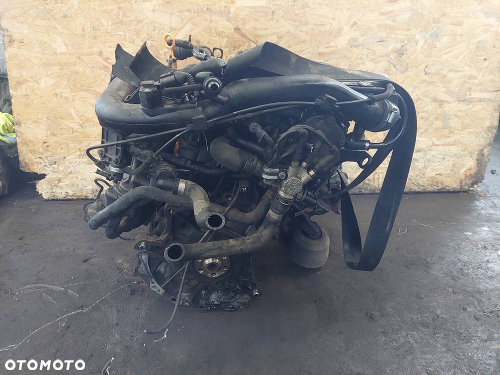 SILNIK DIESEL + POMPOWTRYSKI TURBO PASSAT B5 1.9 TDI AJM 028145702H - 1