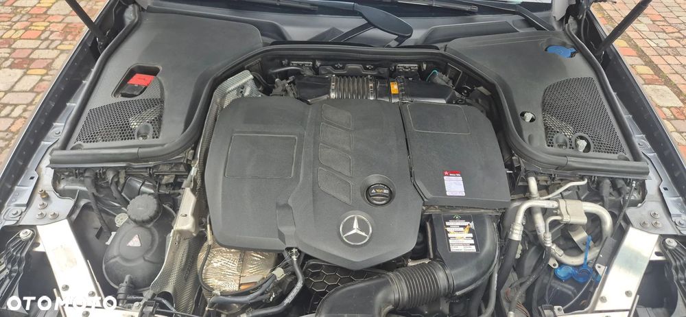 Mercedes-Benz Klasa E 220 d AMG - 26
