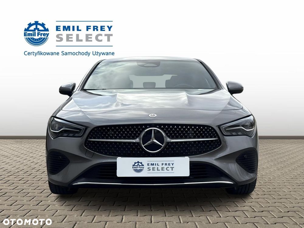 Mercedes-Benz CLA - 8