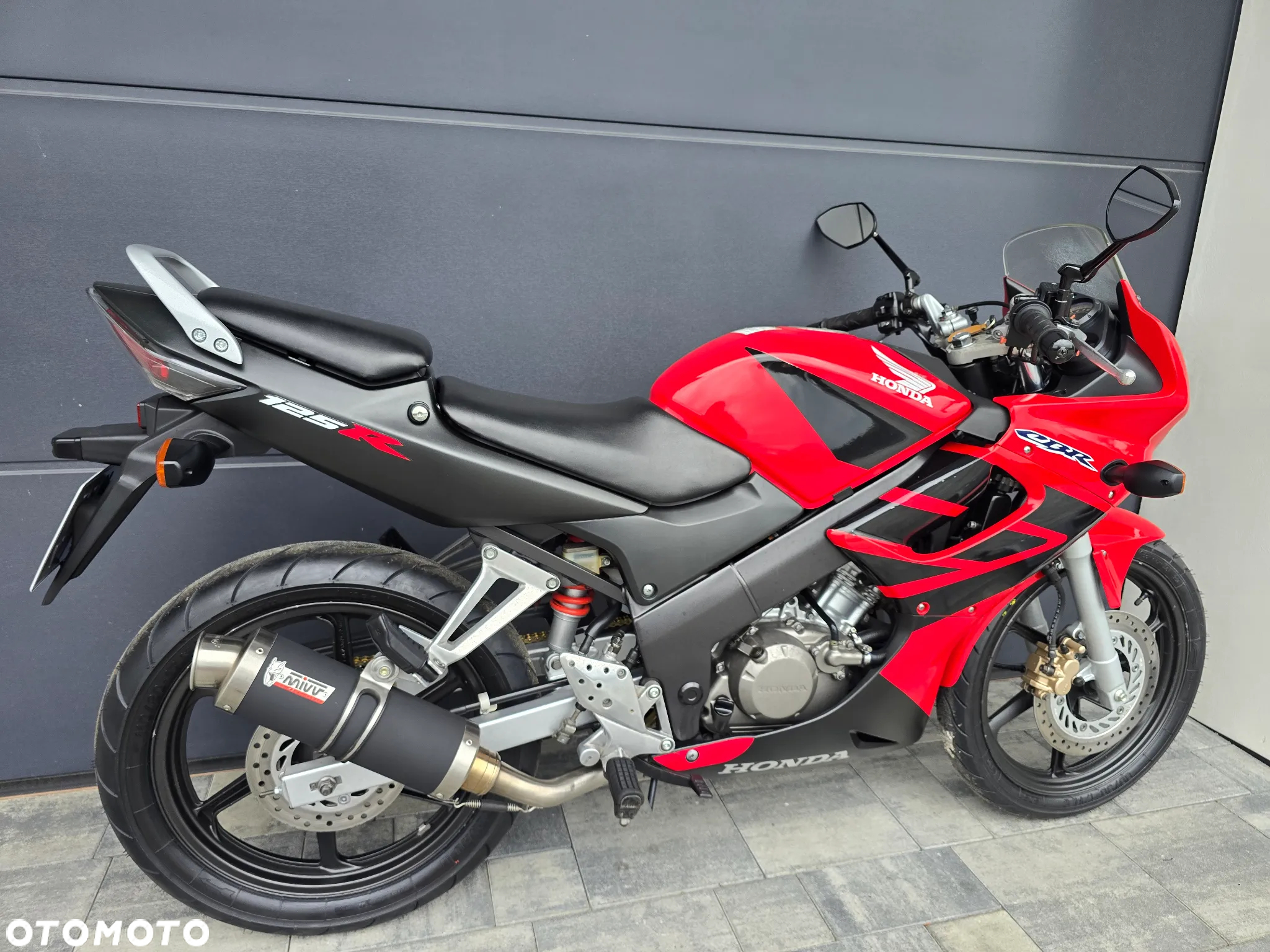 Honda CBR - 3