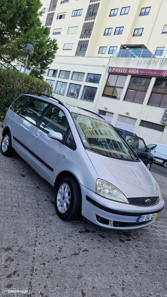 Ford Galaxy 1.9 TDi GLX - 1