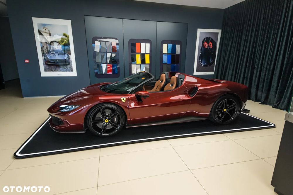 Ferrari 296 GTS - 5