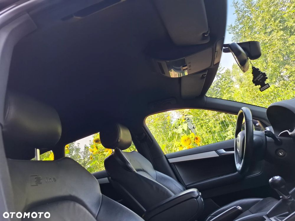Audi A3 Sportback 2.0 TDI DPF quattro S line Sportpaket - 7