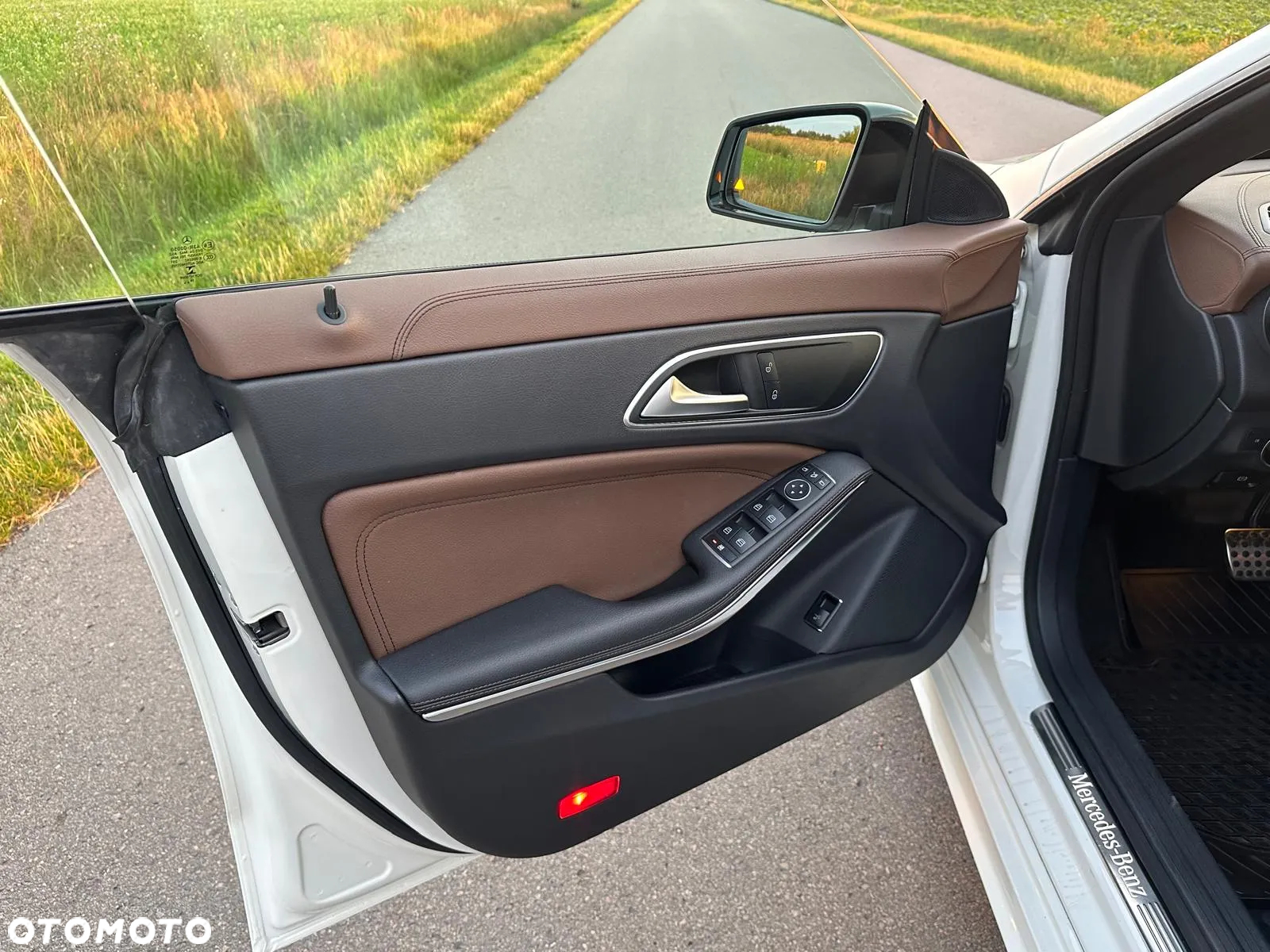 Mercedes-Benz CLA 220 4-Matic AMG Line - 22