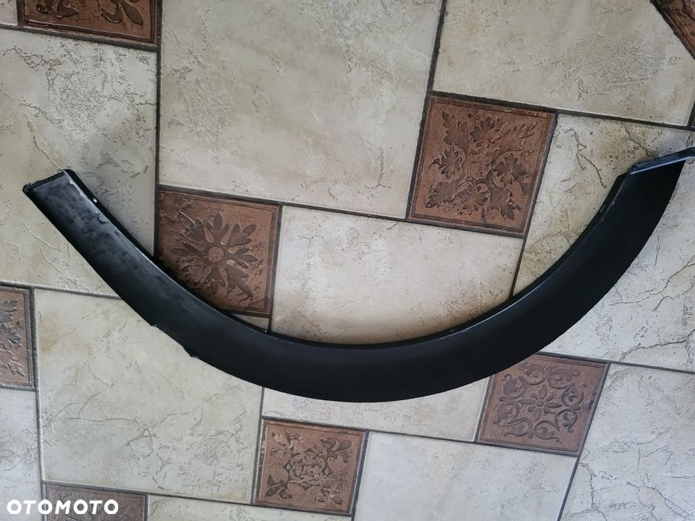 NAKŁADKA Listwa nadwozia na błotnik przód PRAWY  VW GOLF III, VENTO 01.91-04.99 1H0853718 B41 - 2