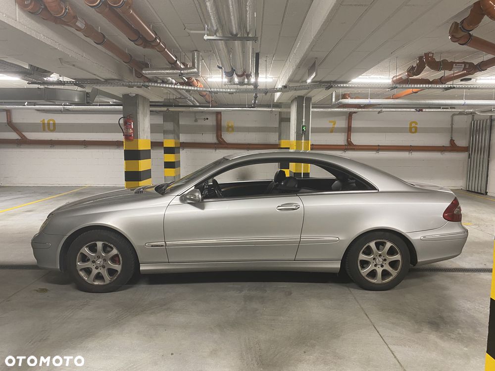 Mercedes-Benz CLK - 22