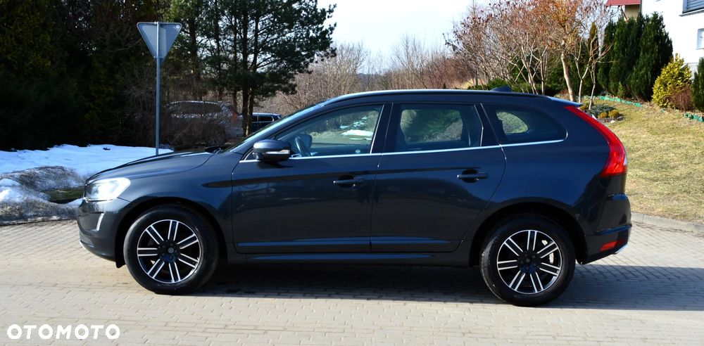 Volvo XC 60 D3 Momentum - 10