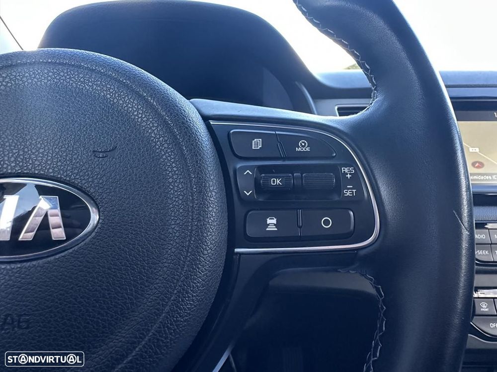 Kia Niro 1.6 GDi PHEV Tech - 19