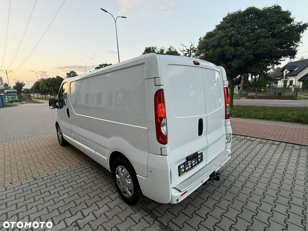 Renault Trafic - 2