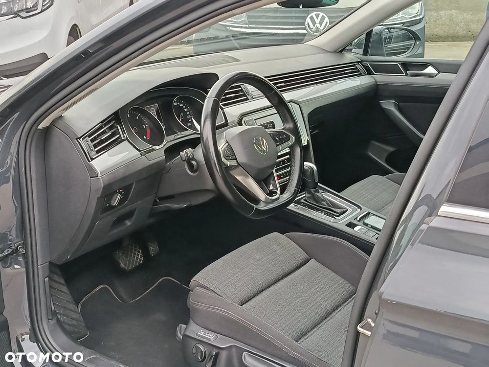 Volkswagen Passat 2.0 TDI EVO Elegance DSG - 6