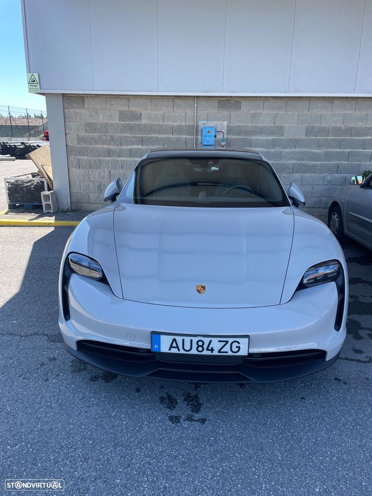 Porsche Taycan Sport Turismo Standard - 1